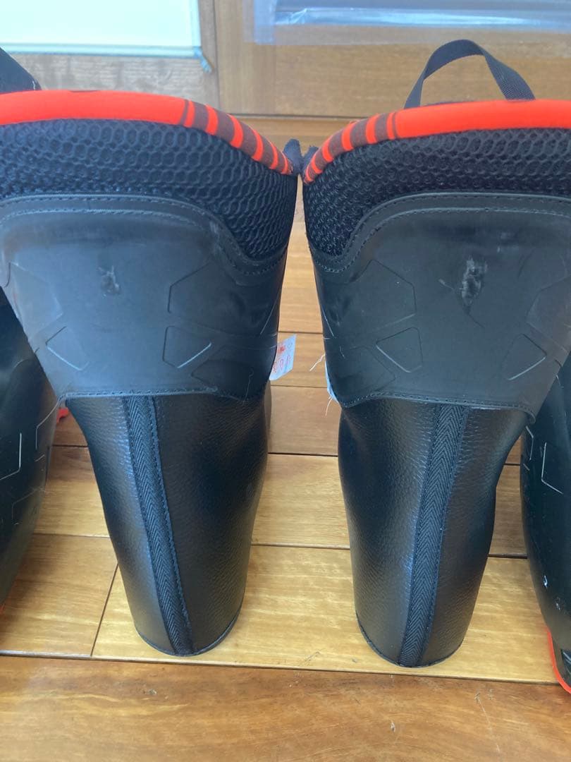 ROSSIGNOLロシニョールEVO70 スキーブーツ　27.5cm