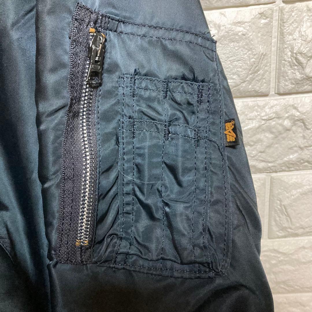 【アルファインダストリーズ】（M）MA1 フライトジャケット 米国製 ジップUP