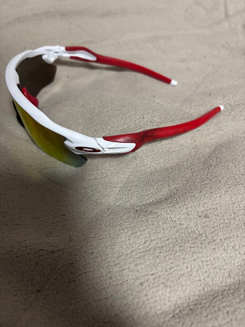 値下げ可能！！OAKLEYスポーツサングラス ホワイト/レッド