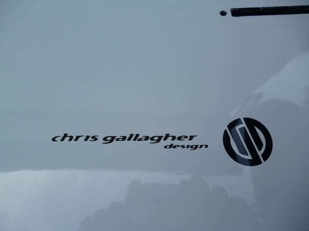 ま*ん様 サーフボード「サンタクルーズ」FANG Model ！5フィン 超浮力