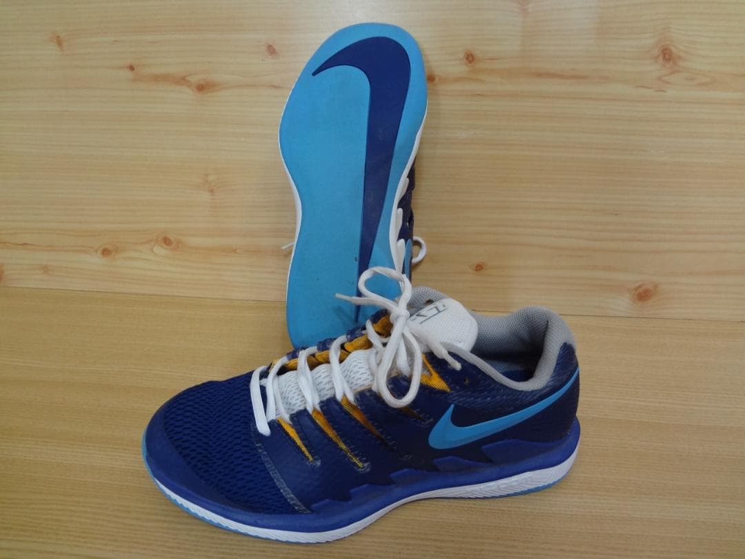 ナイキテニス / ズームヴェイパー? /カーペット用 / 27センチ