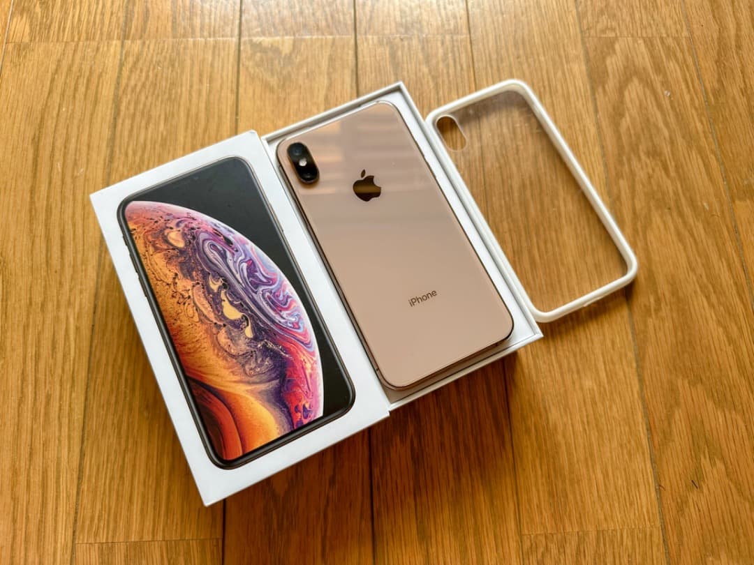 一部ヒビあり】iPhone XS Max ゴールド 64GB