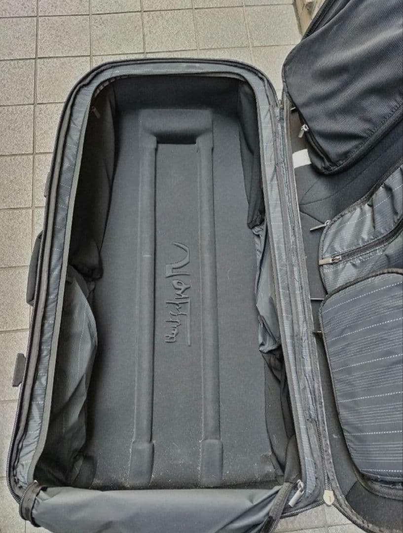 クイックシルバー ビック ソフト キャリーケース 黒 114L - メルカリ