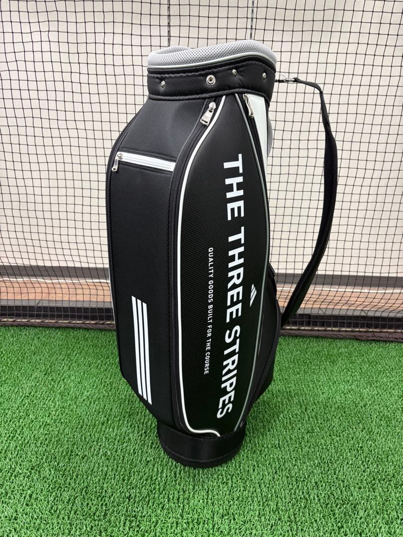 新品未使用　アディダス　軽量キャディバッグ