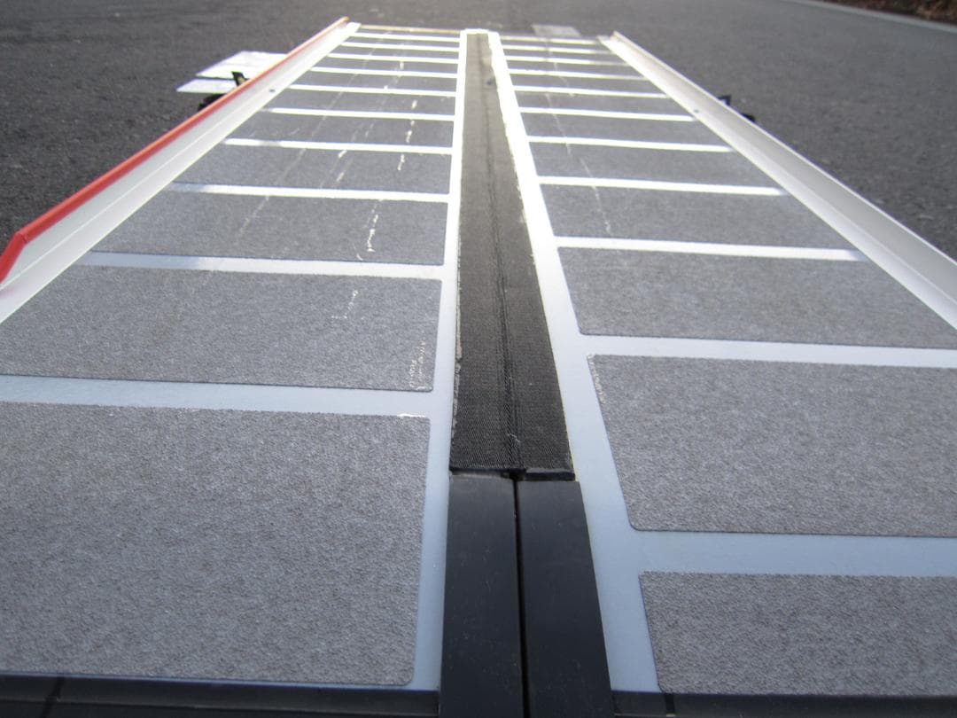 ①新型 超硬美品 ケアスロープ 2M 200cm 簡易洗浄済 送料込 定価14万