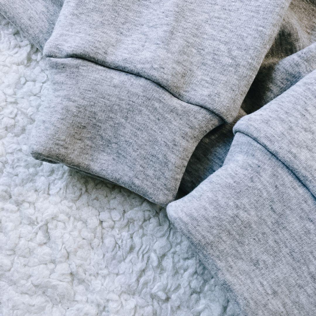 【39,600円新品】アンパスィ 2023年フード付 パーカー　メンズL