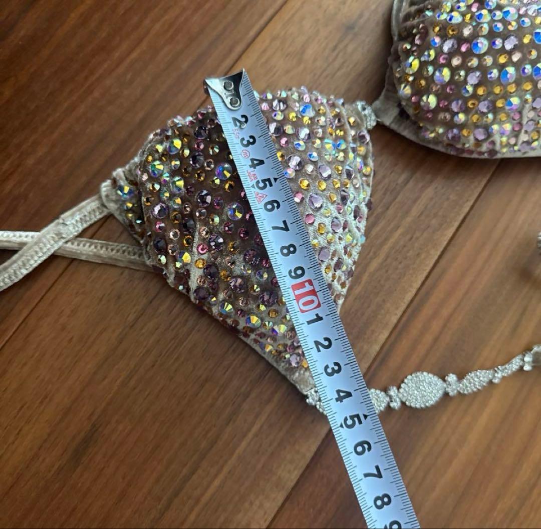 コンテストビキニ