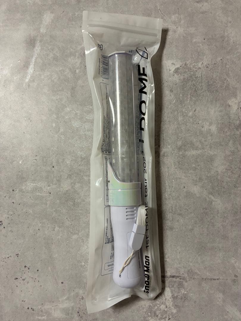 SnowManペンライト2点 銀テープ おまけ付き - メルカリ