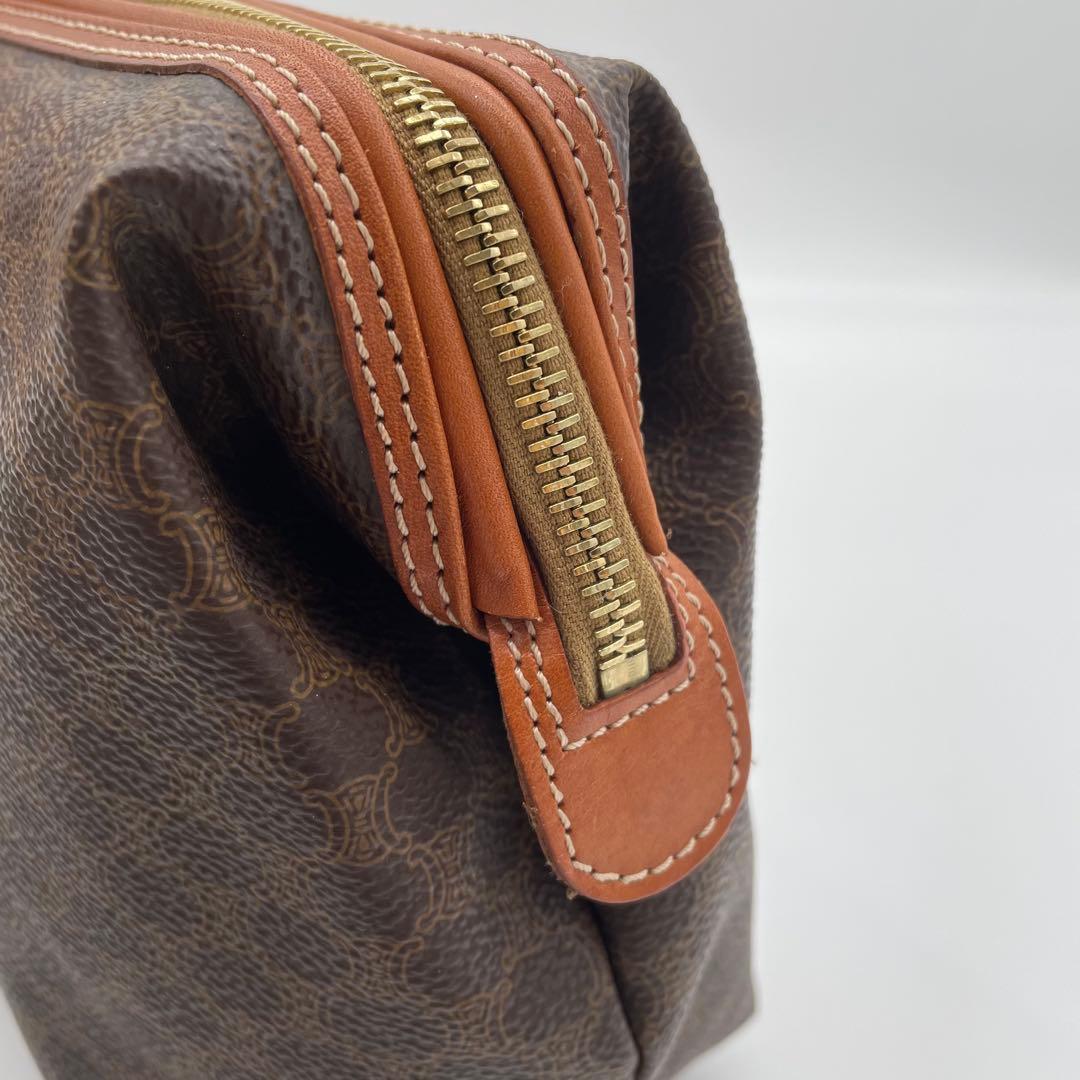 【極美品】セリーヌ　マカダム柄　ポーチ　PVC レザー　ヴィンテージ　ロゴ刻印