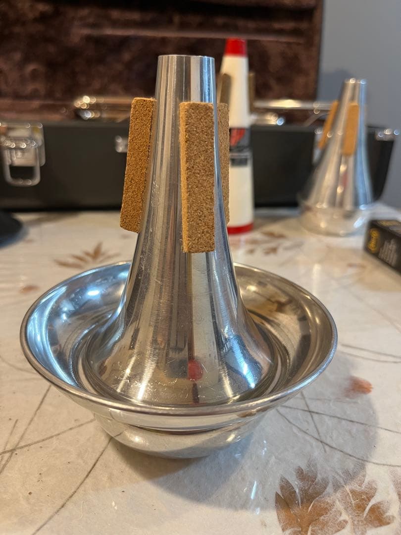 YAMAHA YTR2335 トランペット本体+付属品多数シルバー