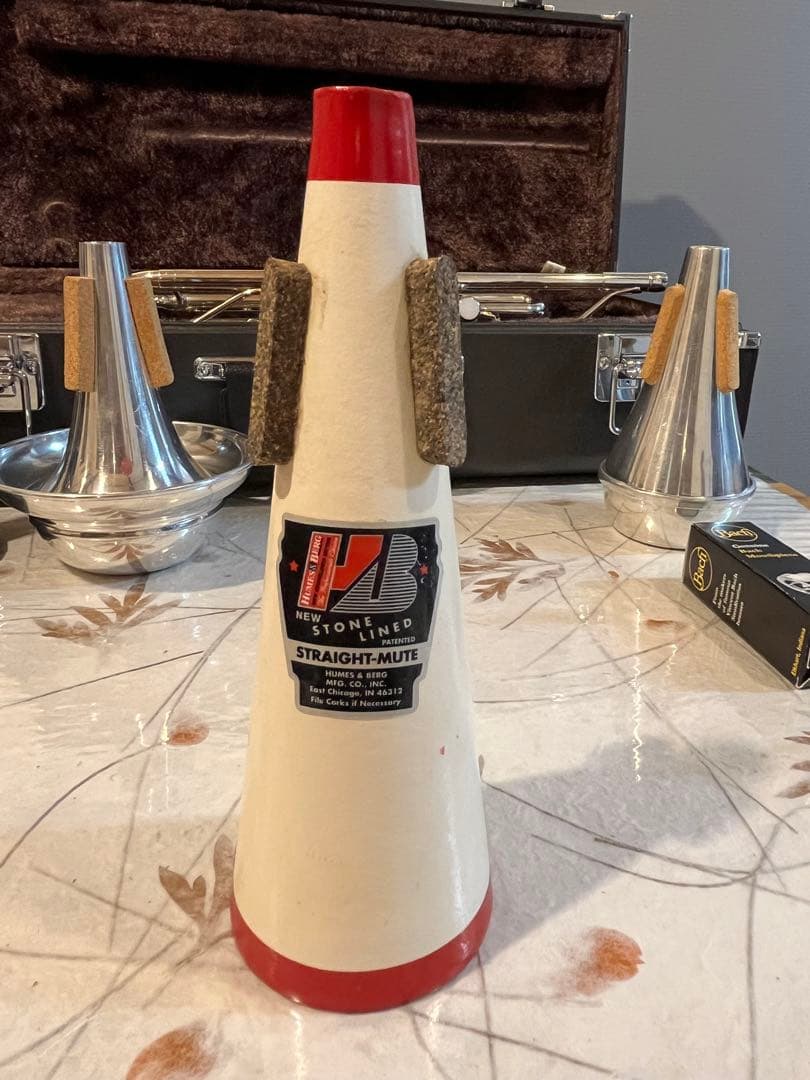 YAMAHA YTR2335 トランペット本体+付属品多数シルバー