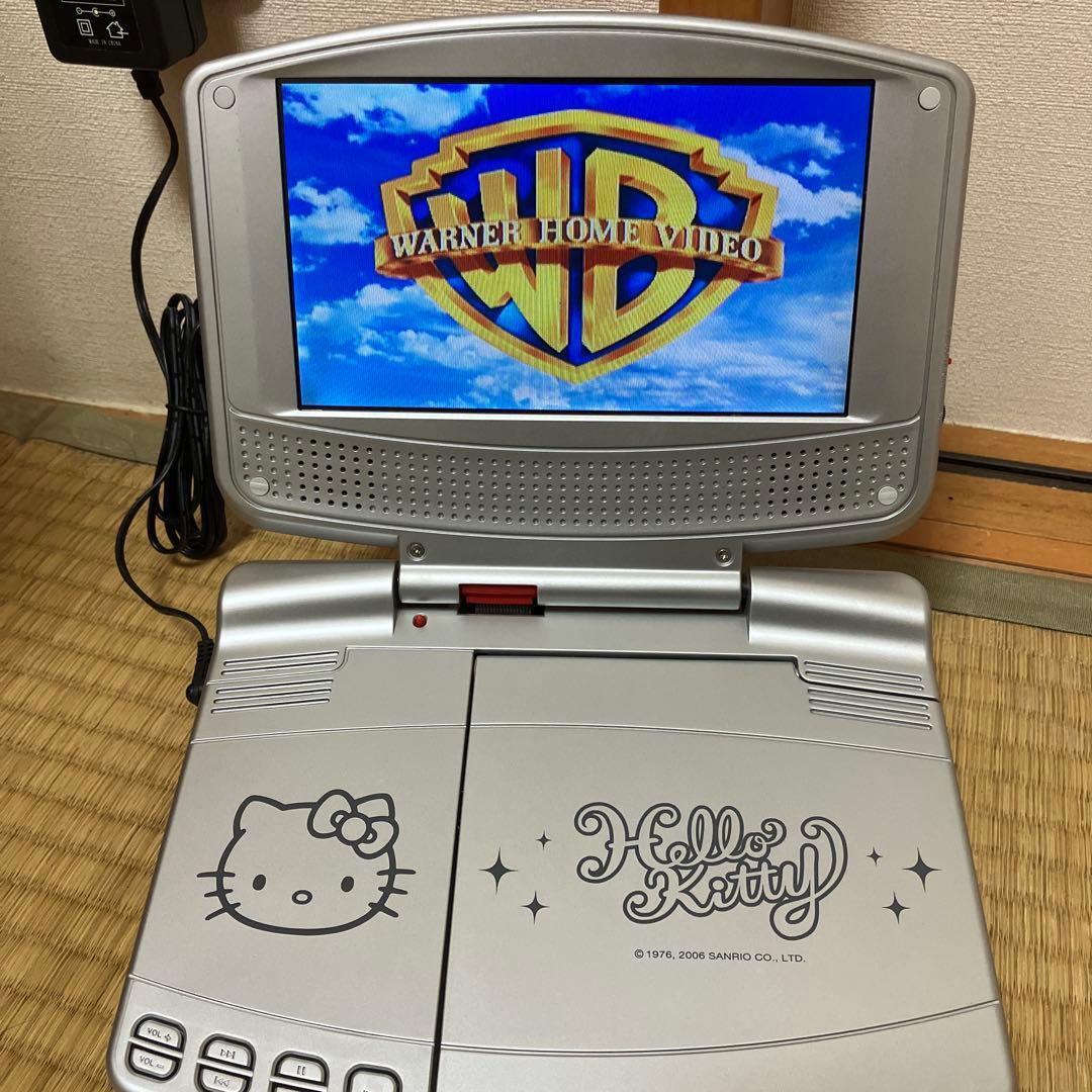 ハローキティDVD-7LCKT ポータブルDVDプレーヤーほぼ未使用 サンリオ