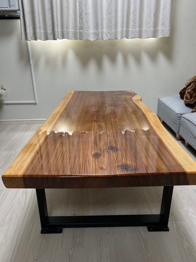 杉　一枚板　テーブル　と　アイアン足