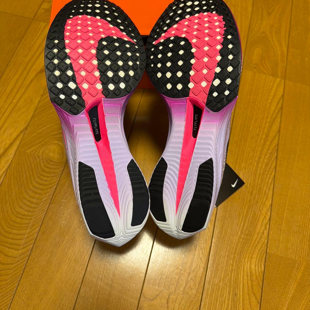 NIKE ヴェイパーフライ　NEXT% 3