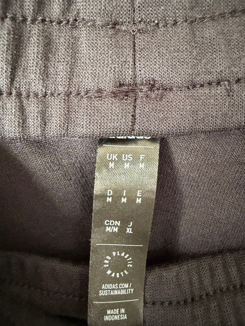 22-23 レアル・マドリード トラベルフーディー　パンツ　上下セット