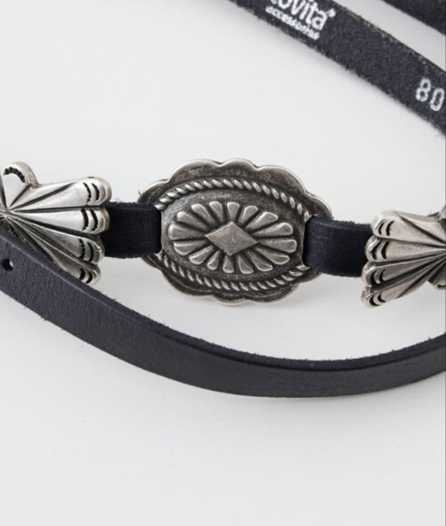 「Puntovita」コンチョ細ベルト ブラック