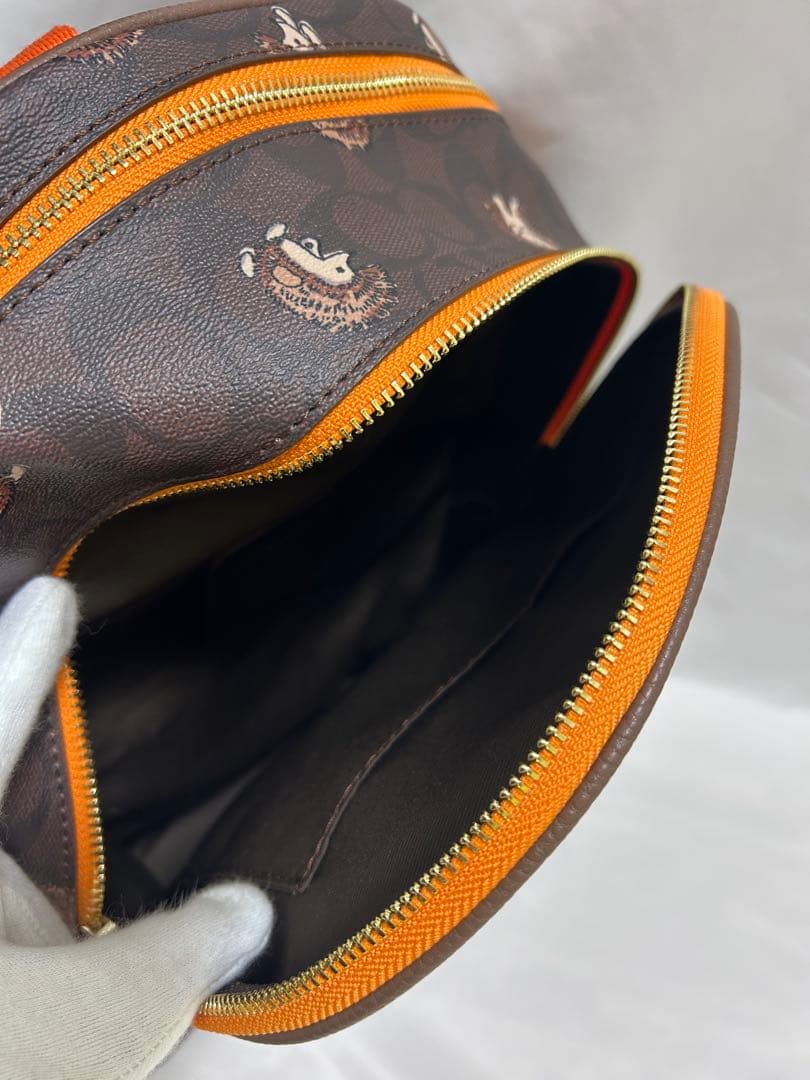 COACH かわいいハリネズミ柄バックパック