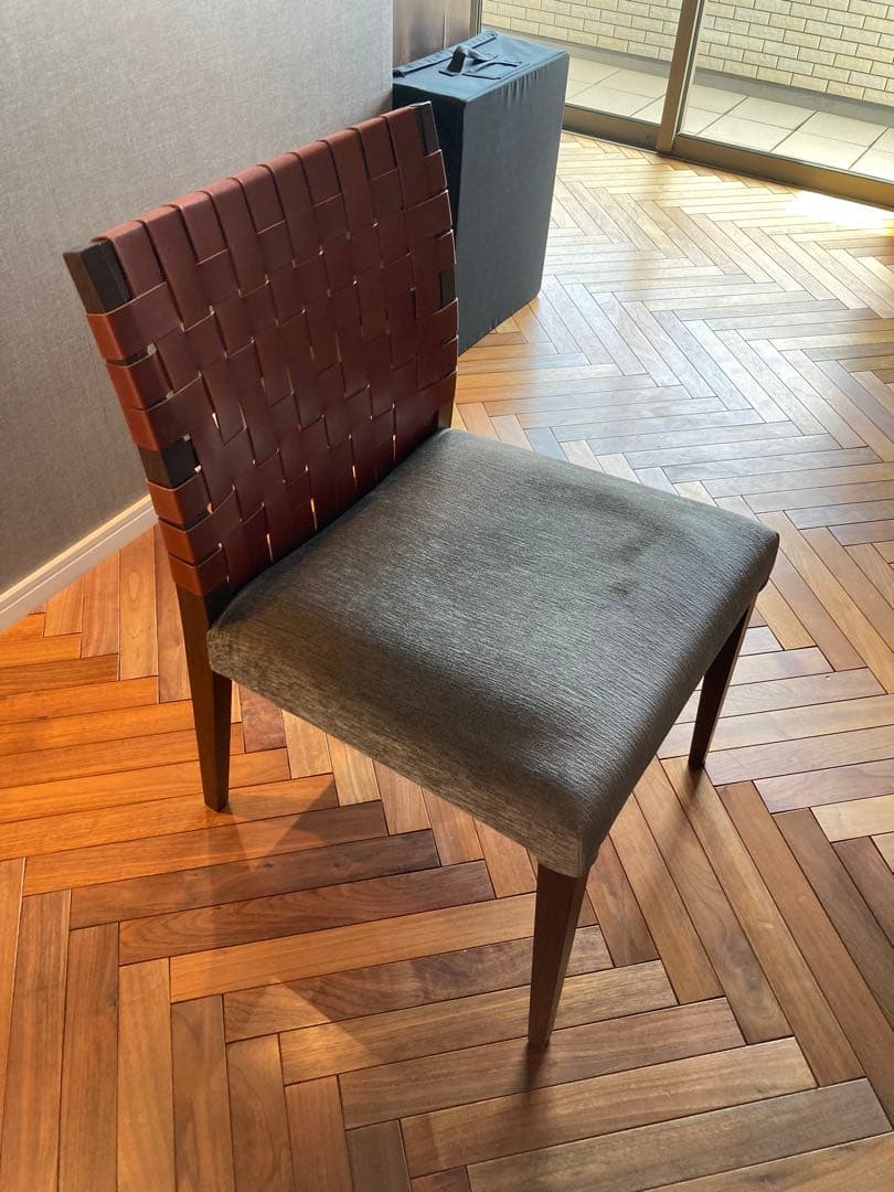 【美品】Ritzwell リッツウェル アームレスチェア ダイニングチェア ①