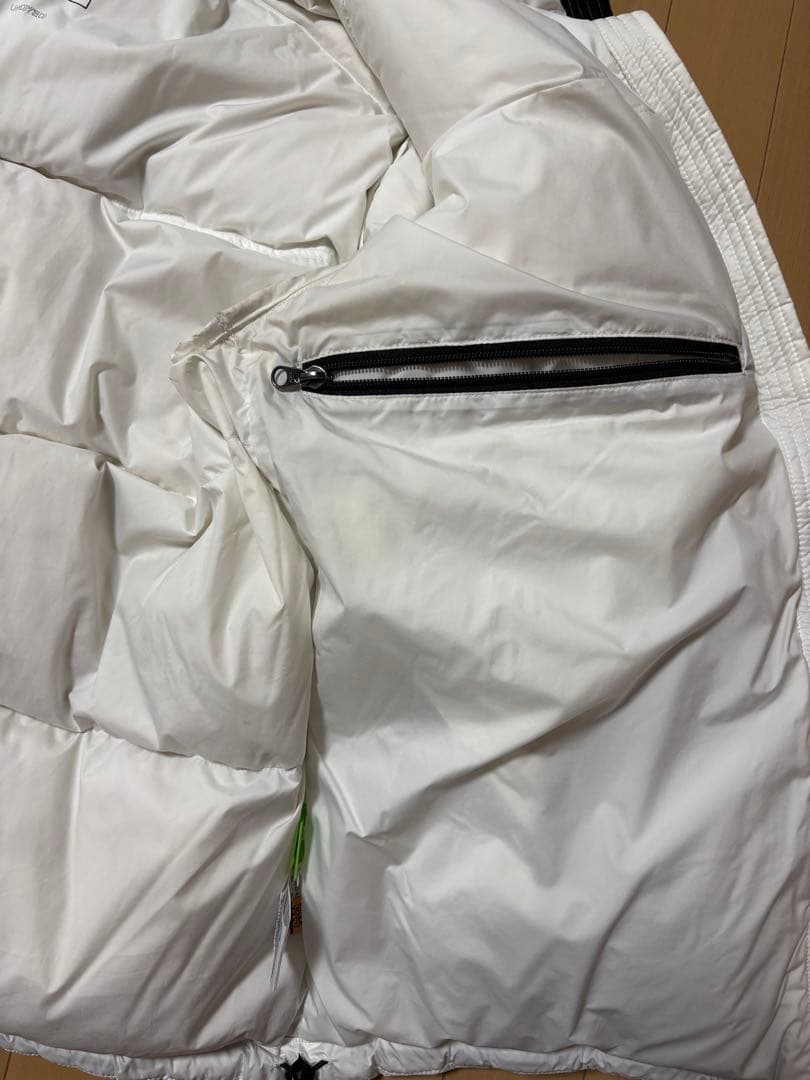 【美品】ノースフェイス　アンダイドヌプシジャケット　ダウン　M　白　ホワイト