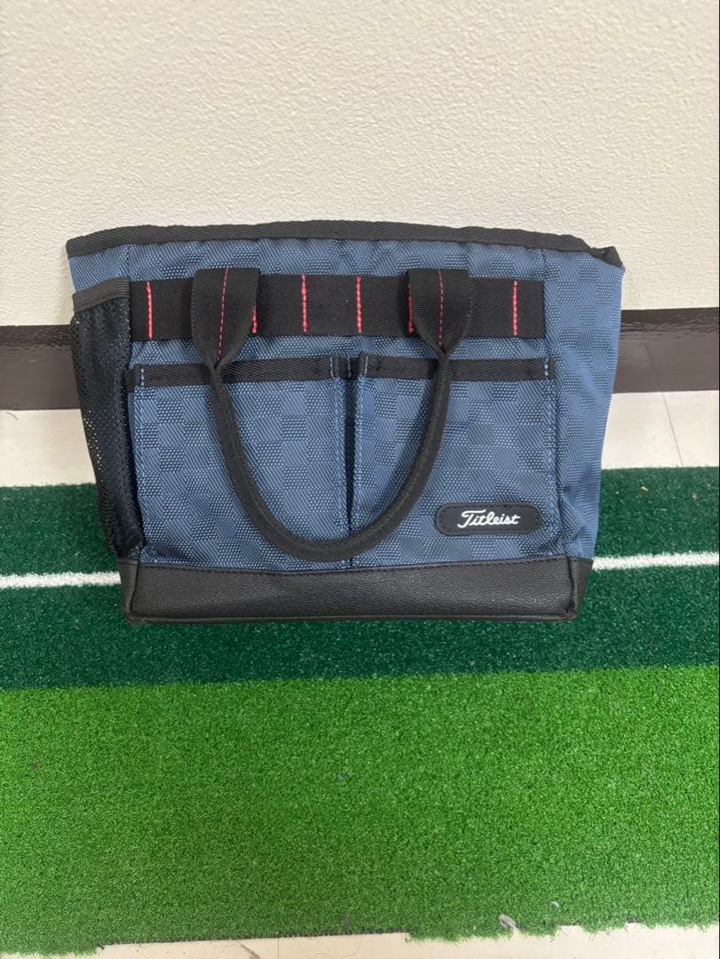 値下げ美品Titleist タイトリスト　ゴルフカートトートバックセット大小2点