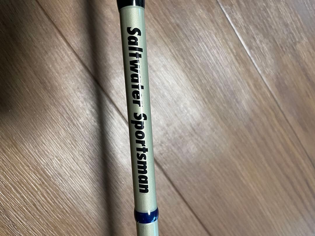 SAURUS 71 JiggN / デッキスティック