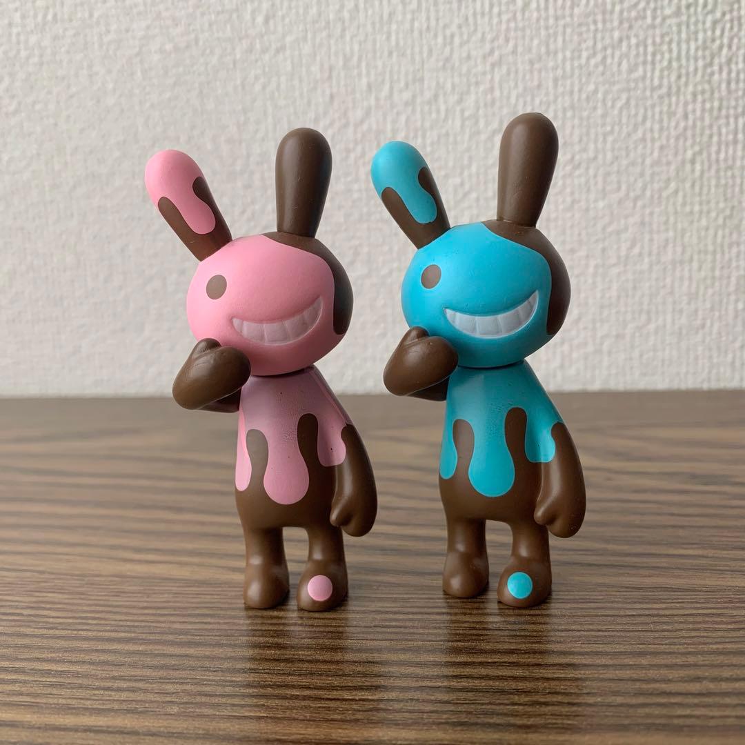 BLACK RABBiT ブラックラビット 立ち姿 いちごチョコ チョコミント