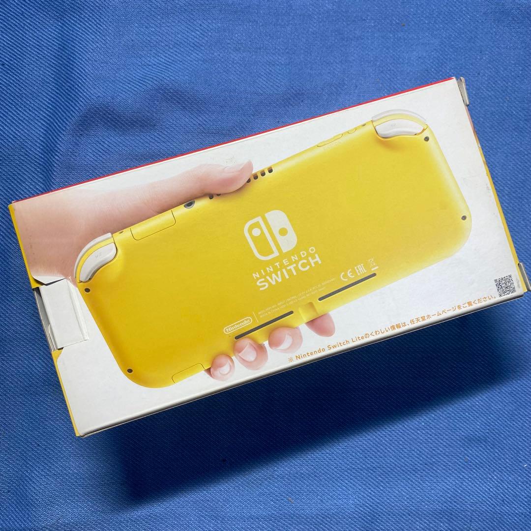 Switchライト イエロー 箱付き