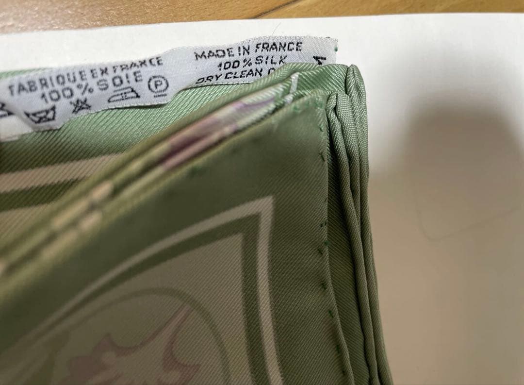 超希少　オールド　HERMES エルメス カレ　大判スカーフ 花柄　シルク　新品