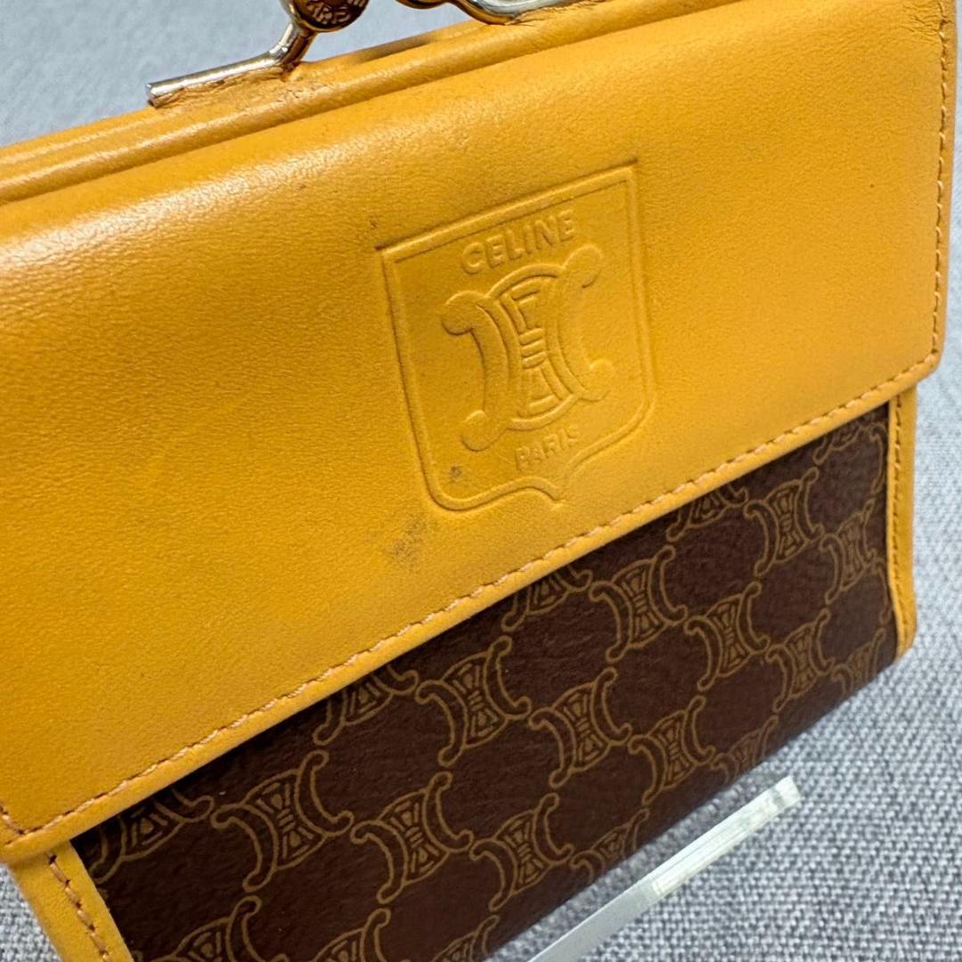 CELINE セリーヌ 二つ折り財布 マカダム トリオンフ がま口 ブラウン