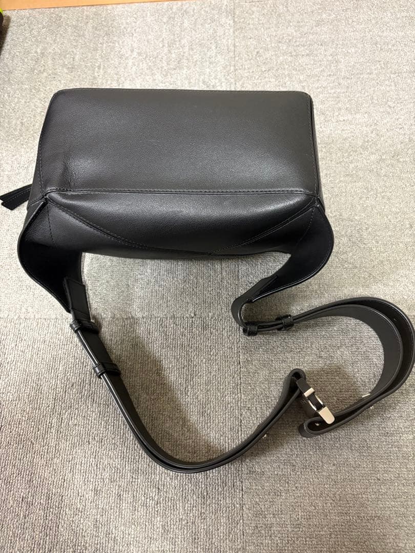 【さく】ロエベ　パズル　バムバッグ　スモール