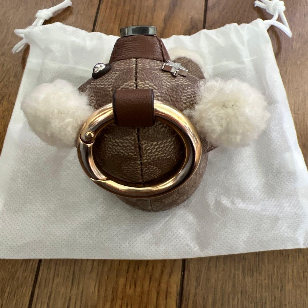 COACH クマ型キーホルダー　チャーム