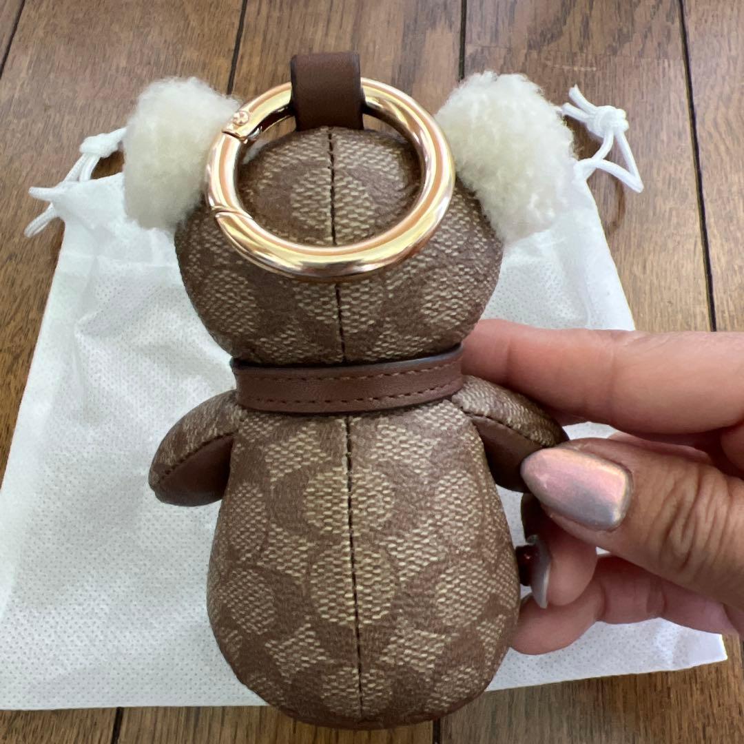 COACH クマ型キーホルダー　チャーム