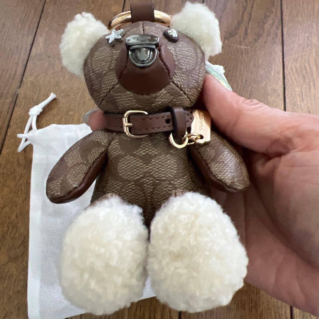COACH クマ型キーホルダー　チャーム