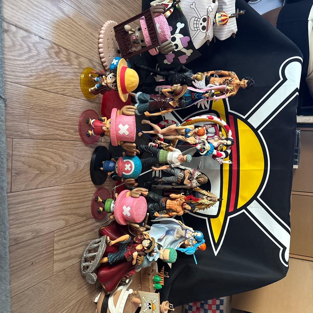 ワンピース フィギュアセット 多数 - メルカリ