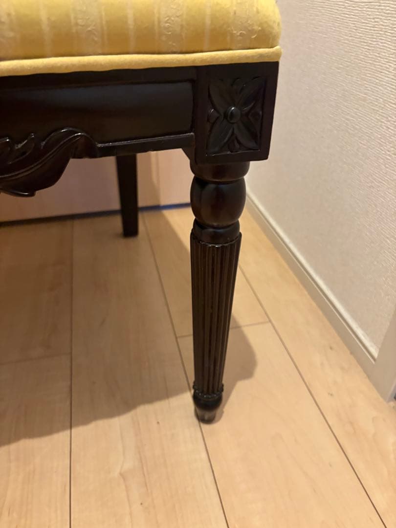 ダイニングチェア アンティーク調　ロココ　ドレッサー