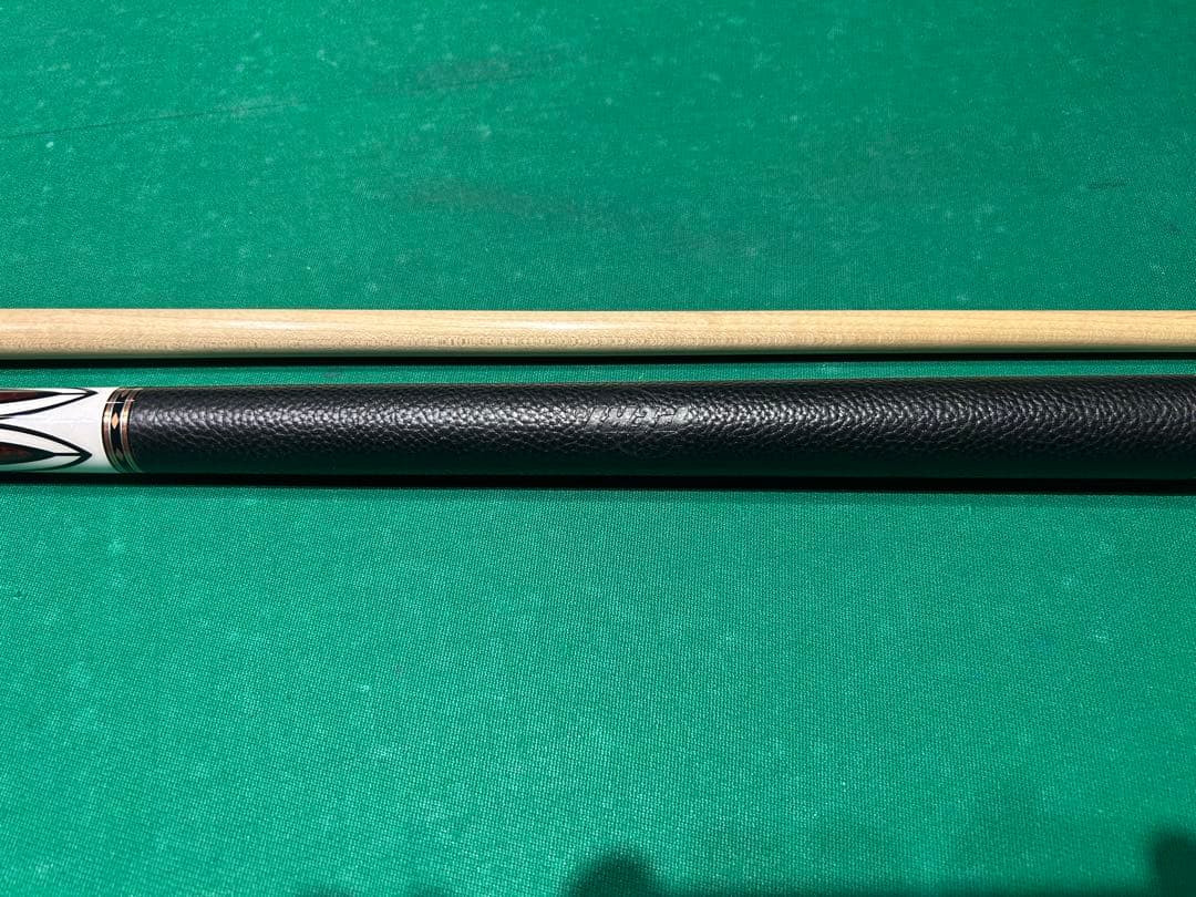 メガメガ　PERI EXA-07 ビリヤードキュー とY2Bブレイクキュー