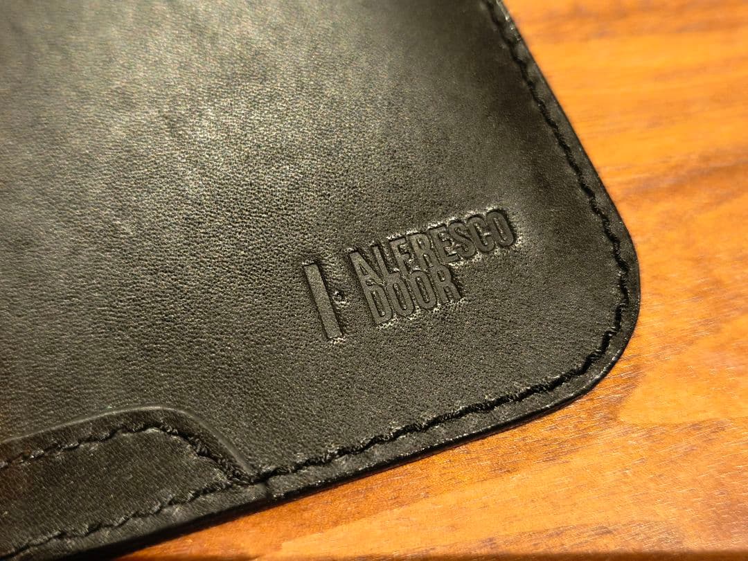 T-DESIGN × Geek Field マブ アンバー レザーケース