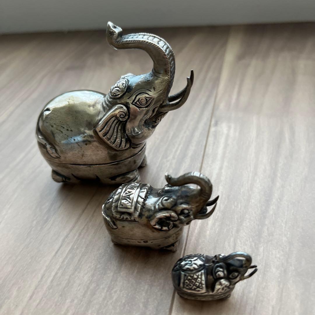 希少レア純銀90.0 重さ63ｇ　象小物入れ　装飾品置物　アジアン