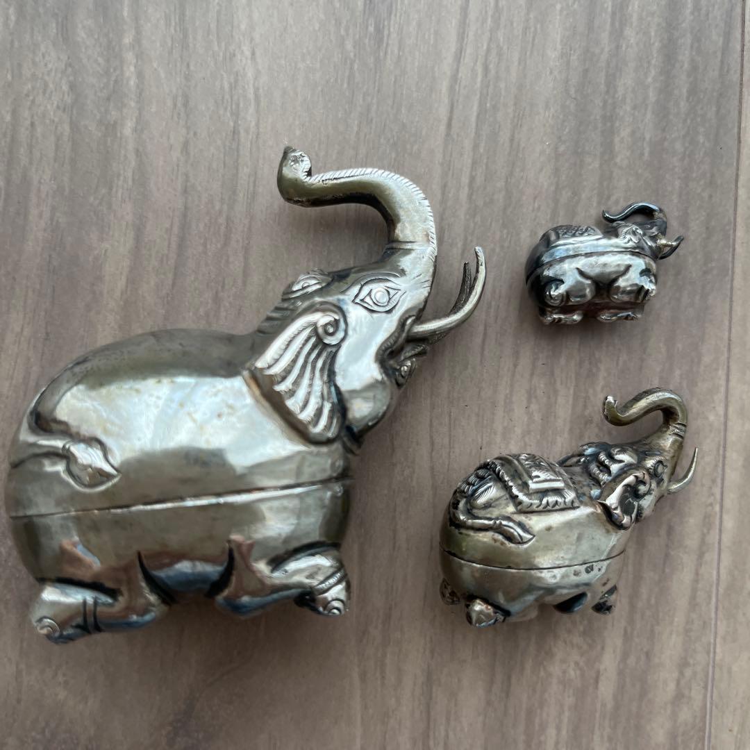 希少レア純銀90.0 重さ63ｇ　象小物入れ　装飾品置物　アジアン