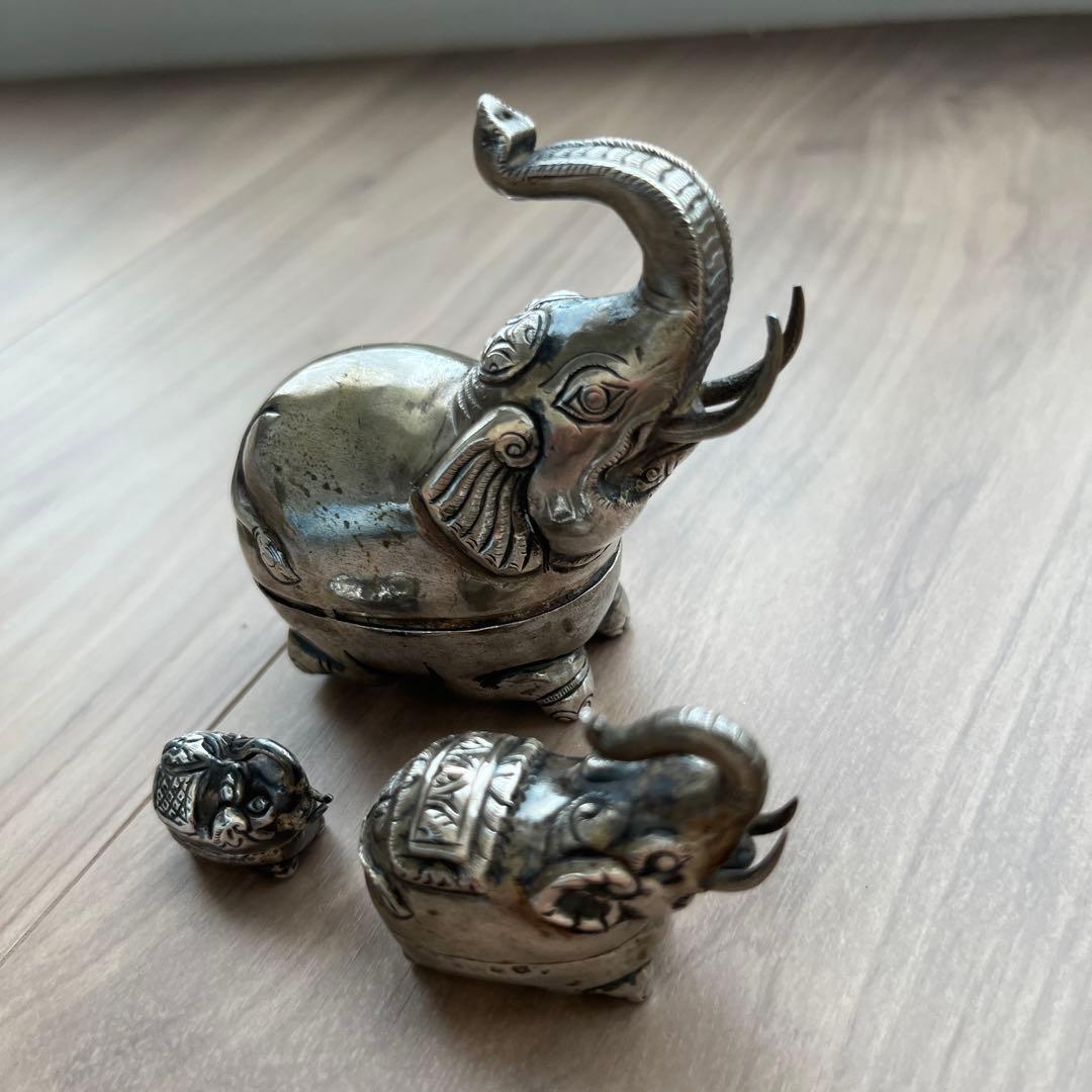希少レア純銀90.0 重さ63ｇ　象小物入れ　装飾品置物　アジアン