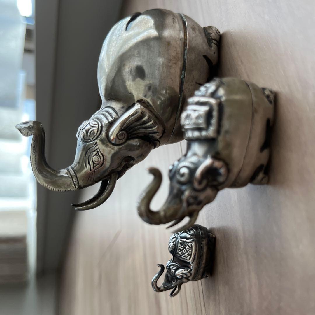 希少レア純銀90.0 重さ63ｇ　象小物入れ　装飾品置物　アジアン