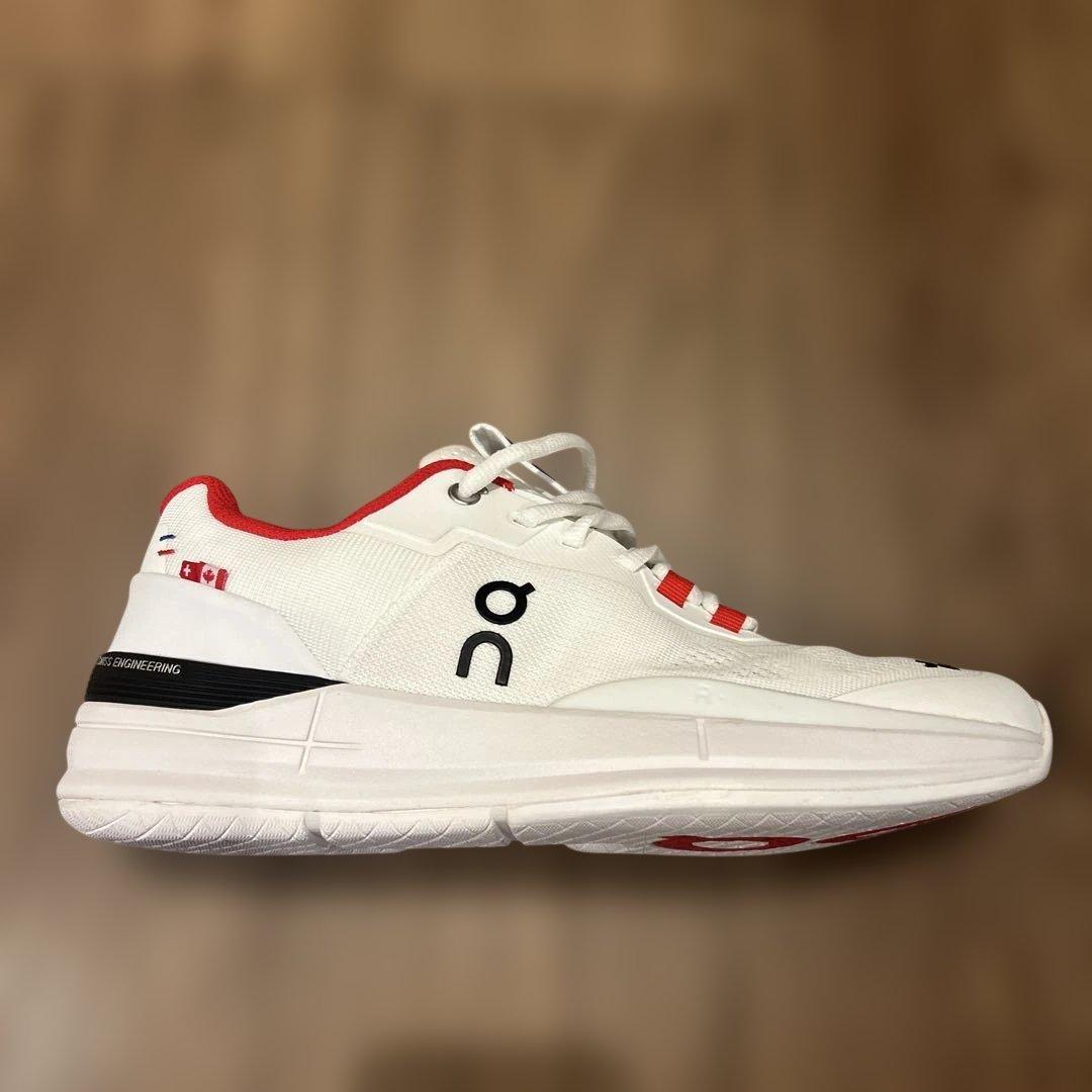 on テニスシューズ ホワイト/レッド/ブルー　ハードコート　27.5cm