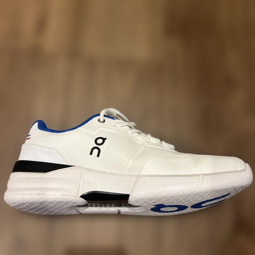 on テニスシューズ ホワイト/レッド/ブルー　ハードコート　27.5cm