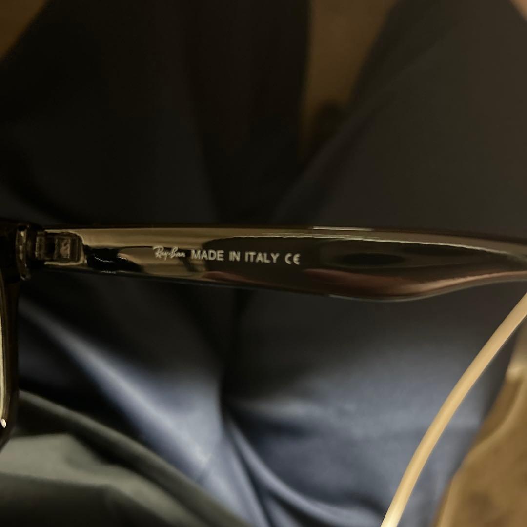 Ray-Ban RB2132 ブラックサングラス