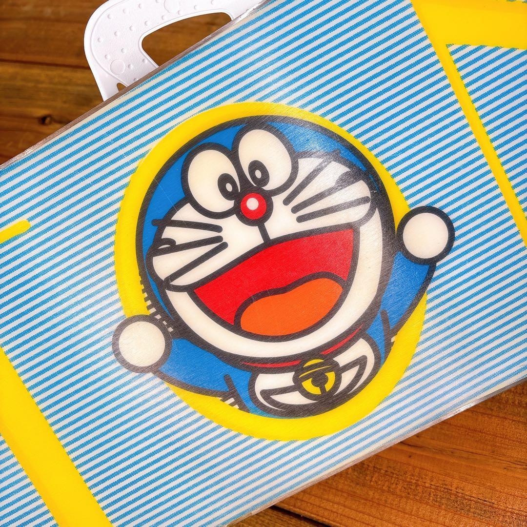 BURTON バートン キッズスノーボード ドラえもんコラボ 90cm バイン付