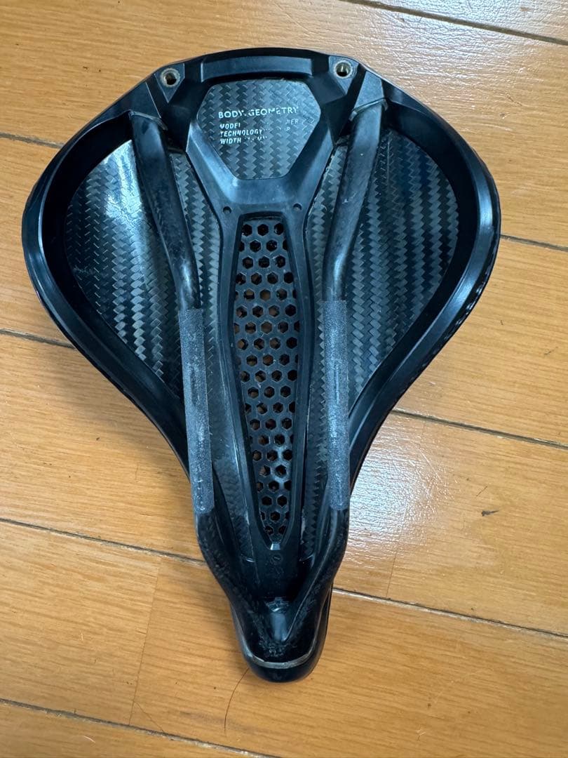 S*a様 S-WORKS POWER WITH MIRROR SADDLE 14