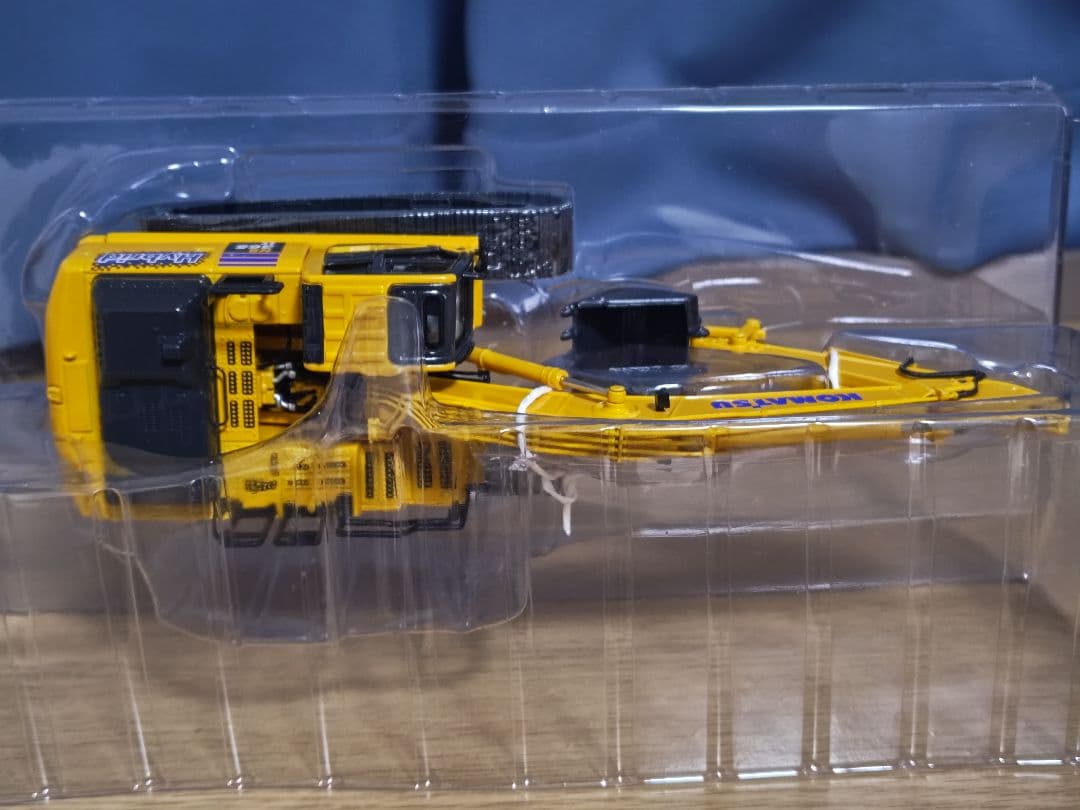 s*n様 コマツ KOMATSU 1/50 油圧ショベル HB365LC-3 建