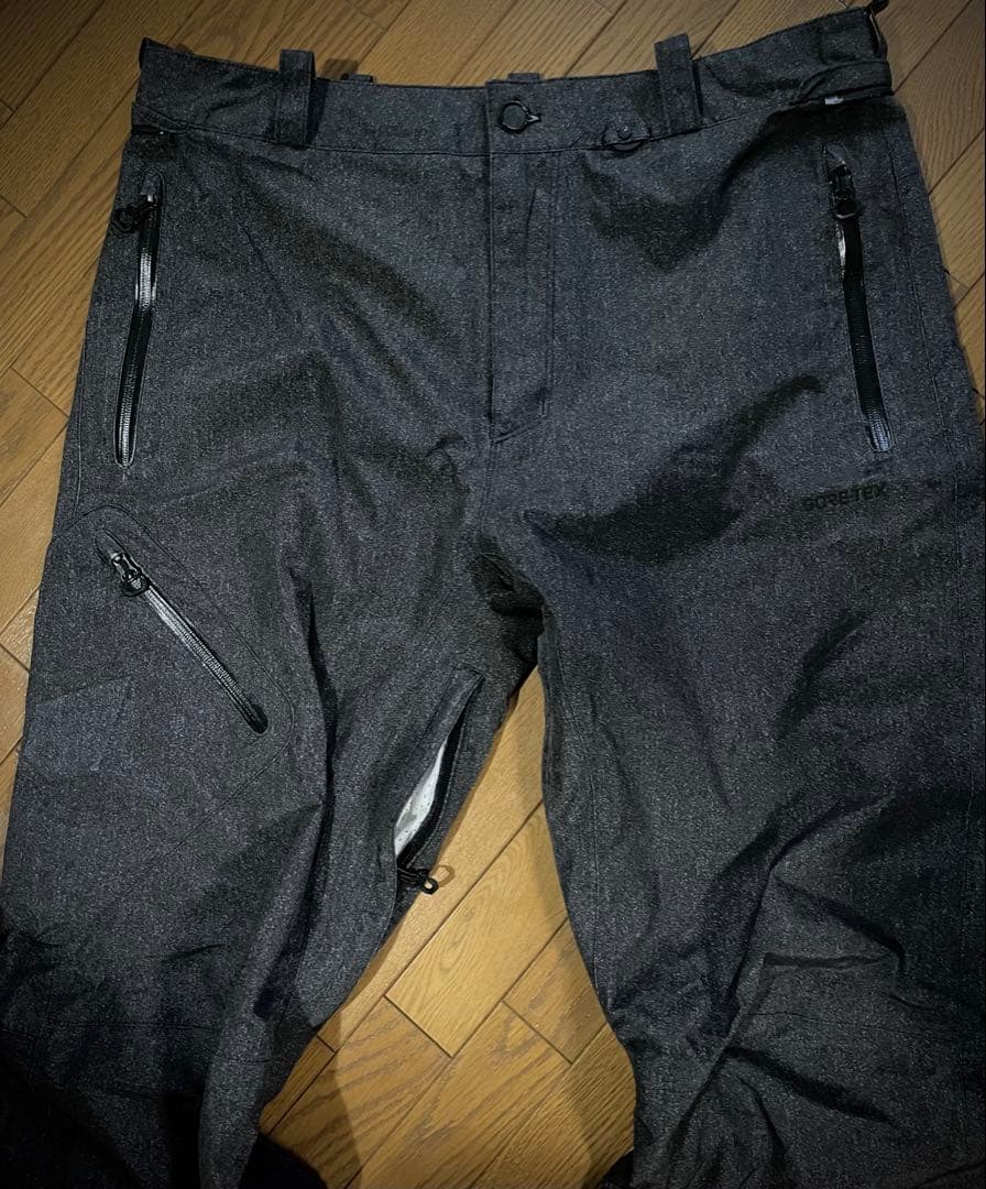 最 安値 でスポーツ - ボルコム ゴアテックス エルゴアパンツ XL size
