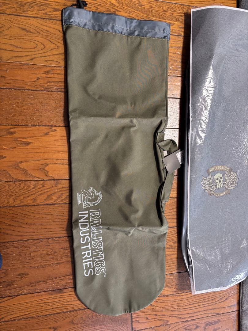【新品未使用】Ballistics スケボー　(ケース付き) 値下げしました！