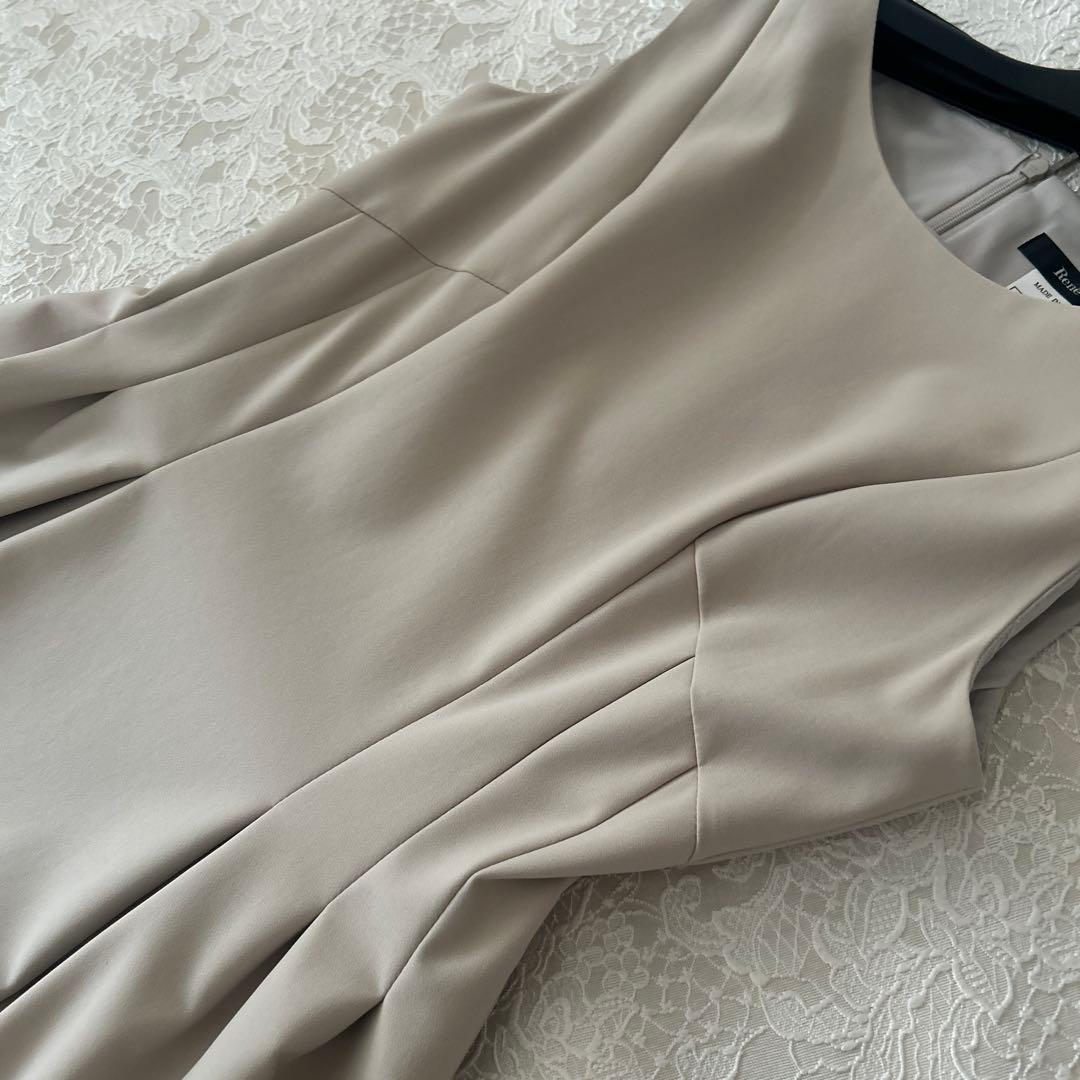 Rene ワンピース　ベージュ　美品